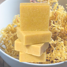 Load image into Gallery viewer, Sea Moss & Aloe Soap